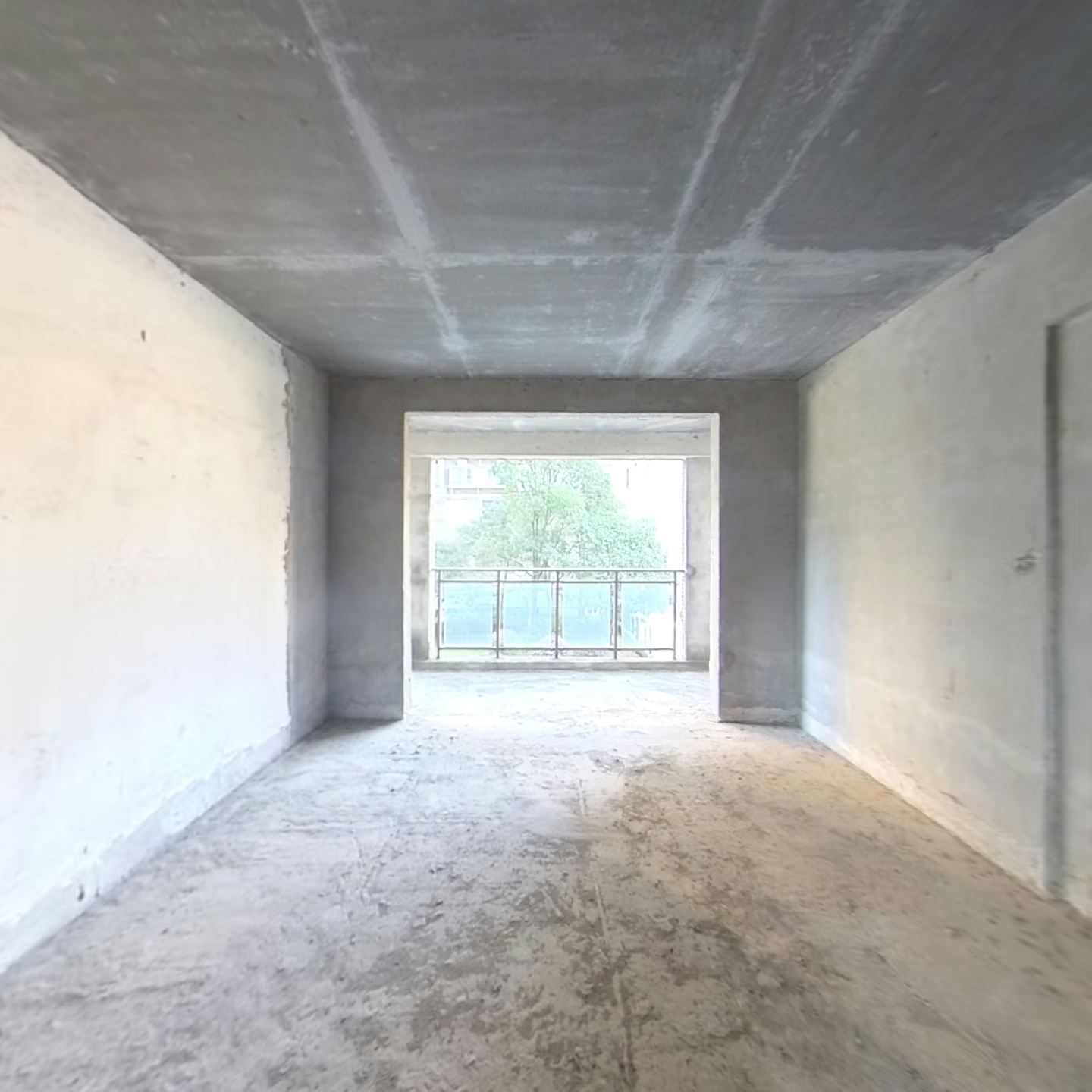 梨树山国庆南路正和圆旁立昇领域二期毛胚三房两厅两卫
